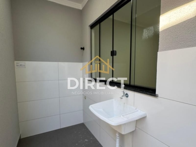 128ee973-1d6b-433d-8f14-7b16e50bb353