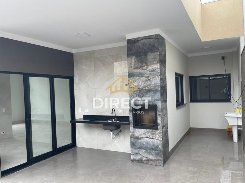 2727c081-7934-403e-9f8b-24911c8fc96c