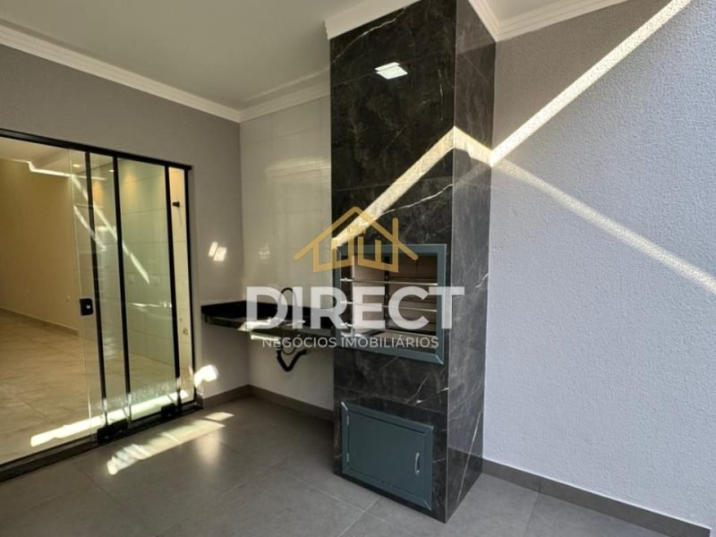 2ae9e1a2-c5bf-41f7-bc02-ba36d59042a8