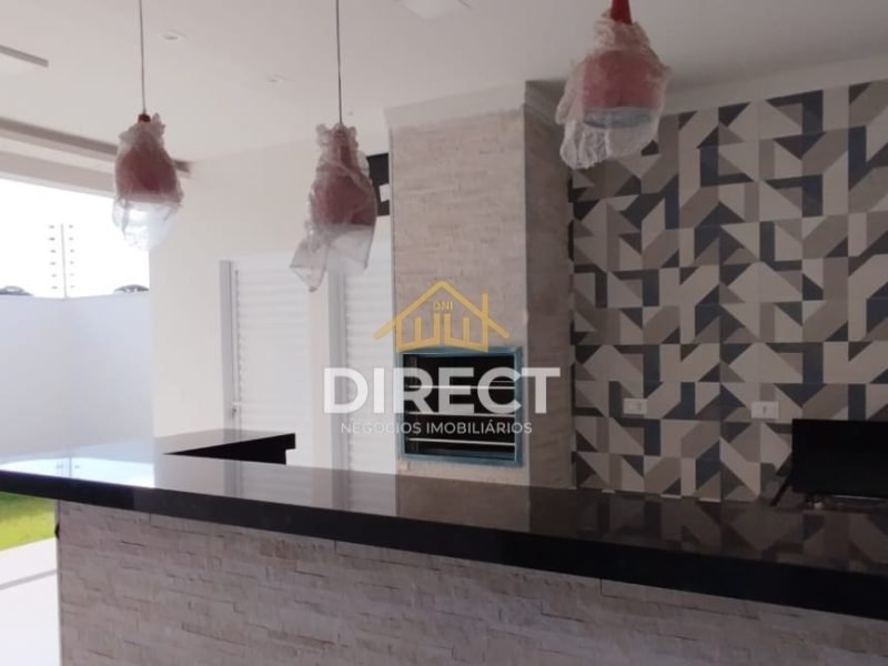 57cba766-4e08-430d-bf65-006b39c19a8b