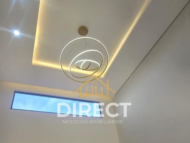 b865c718-f60c-4ad6-9f58-79000e61216f