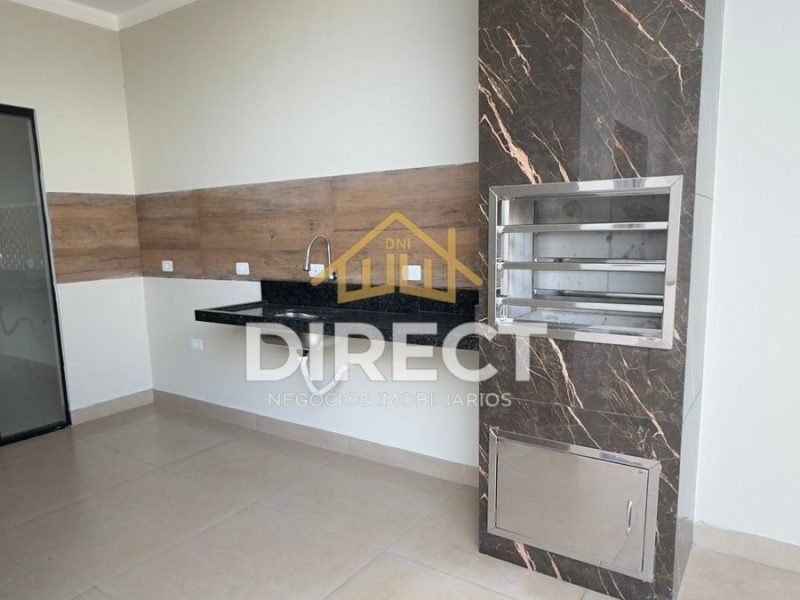 c657d956-c8e7-4715-8c6a-c4e60916bd36