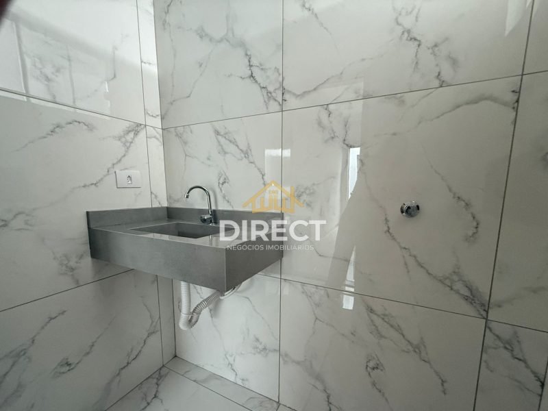 eb021a00-7da4-42c0-bc30-8b9f1781f56d